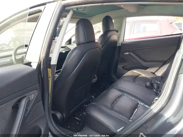 5YJ3E1EA9JF036763 2018 TESLA MODEL 3 - Image 8