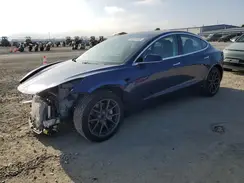 5YJ3E1EA9JF038657 2018 TESLA MODEL 3