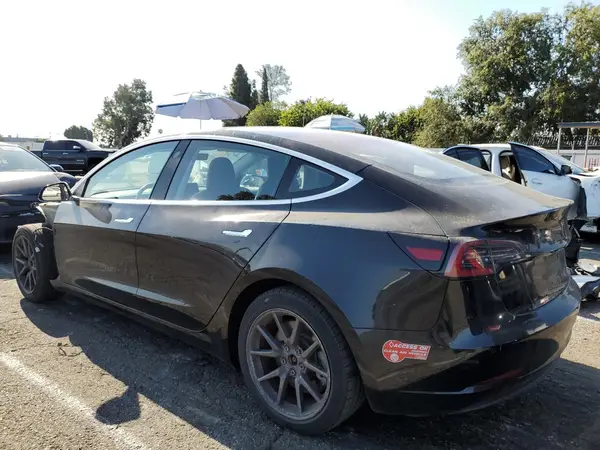 5YJ3E1EA9JF040604 2018 TESLA MODEL 3 - Image 2