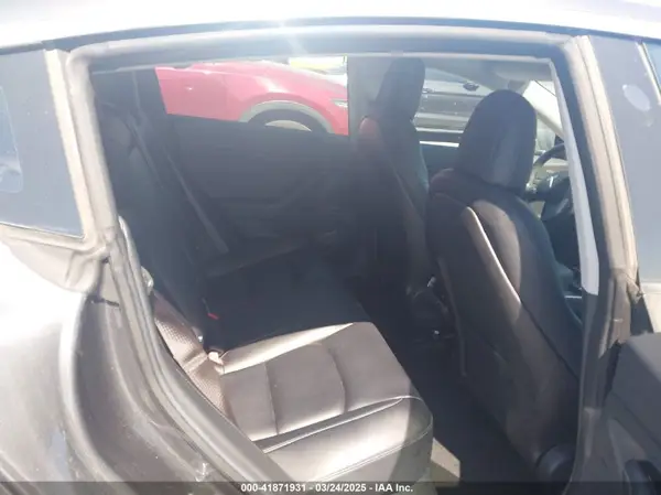 5YJ3E1EA9JF042319 2018 TESLA MODEL 3 - Image 8