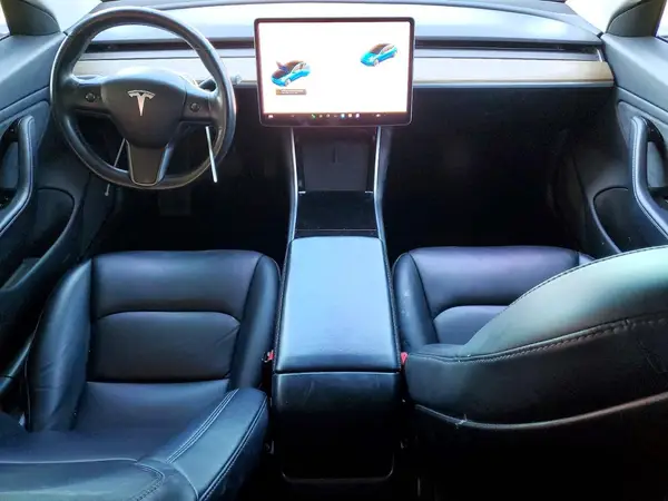 5YJ3E1EA9JF042885 2018 TESLA MODEL 3 - Image 8