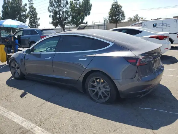 5YJ3E1EA9JF045205 2018 TESLA MODEL 3 - Image 2