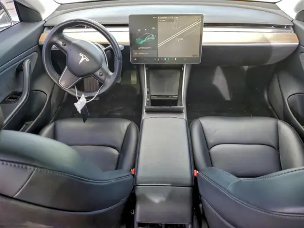 5YJ3E1EA9JF045253 2018 TESLA MODEL 3 - Image 8