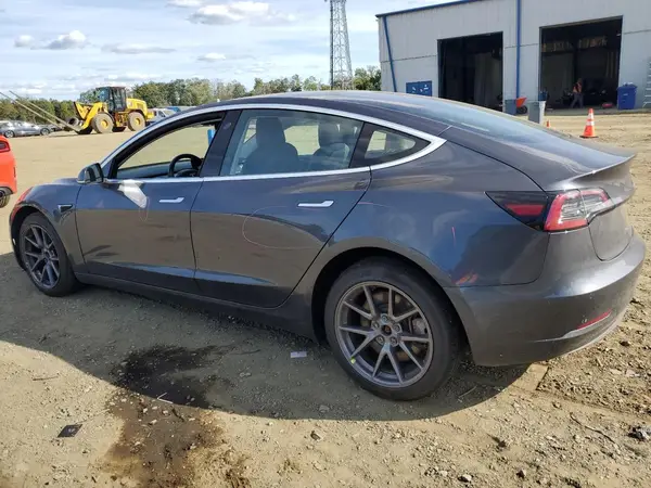5YJ3E1EA9JF045382 2018 TESLA MODEL 3 - Image 2