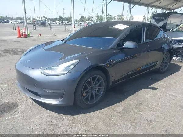5YJ3E1EA9JF045401 2018 TESLA MODEL 3 - Image 2