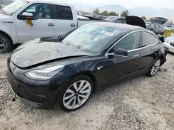 5YJ3E1EA9JF046645 2018 TESLA MODEL 3