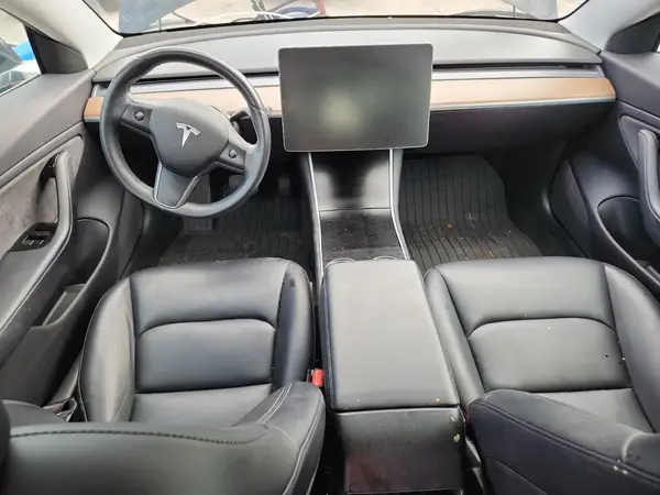 5YJ3E1EA9JF046645 2018 TESLA MODEL 3 - Image 8