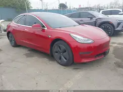 5YJ3E1EA9JF047987 2018 TESLA MODEL 3