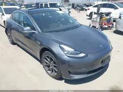 5YJ3E1EA9JF048170 2018 TESLA MODEL 3