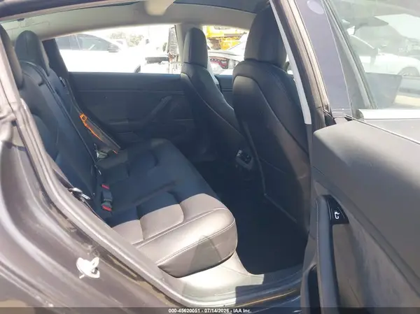 5YJ3E1EA9JF048170 2018 TESLA MODEL 3 - Image 8
