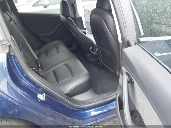 5YJ3E1EA9JF048590 2018 TESLA MODEL 3 - Image 8
