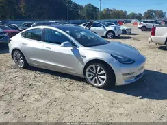 5YJ3E1EA9JF048637 2018 TESLA MODEL 3