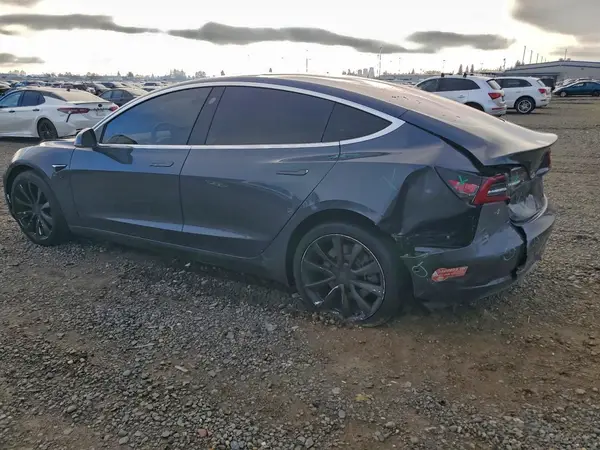 5YJ3E1EA9JF050890 2018 TESLA MODEL 3 - Image 2