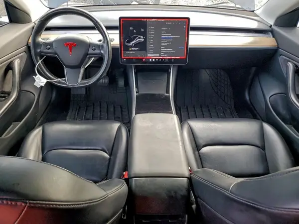 5YJ3E1EA9JF050890 2018 TESLA MODEL 3 - Image 8