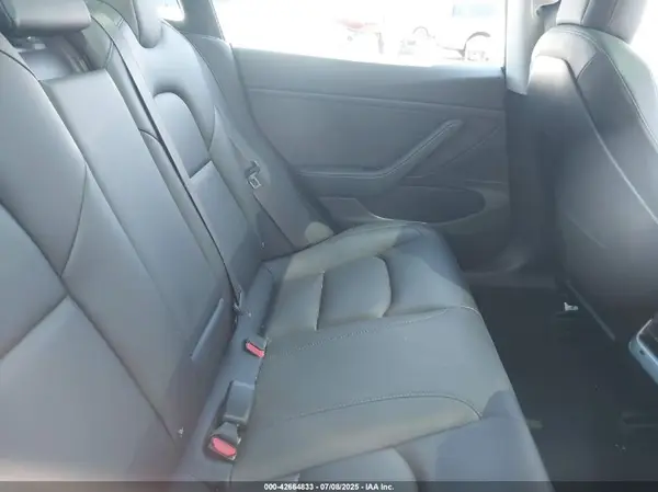 5YJ3E1EA9JF052817 2018 TESLA MODEL 3 - Image 8