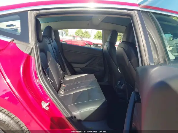 5YJ3E1EA9JF056320 2018 TESLA MODEL 3 - Image 8
