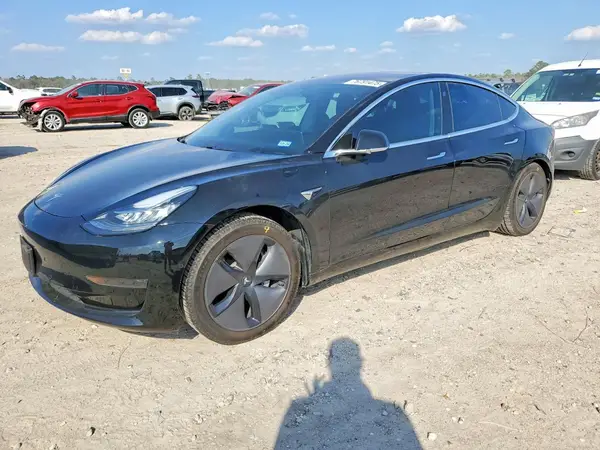 5YJ3E1EA9JF056902 2018 TESLA MODEL 3 - Image 1