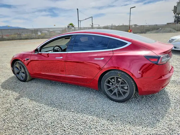 5YJ3E1EA9JF058066 2018 TESLA MODEL 3 - Image 2