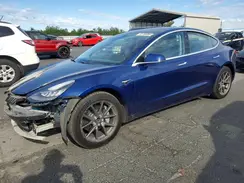5YJ3E1EA9JF059217 2018 TESLA MODEL 3