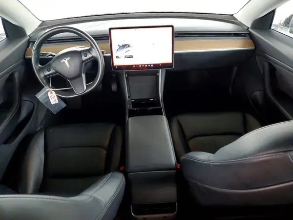 5YJ3E1EA9JF060500 2018 TESLA MODEL 3 - Image 8