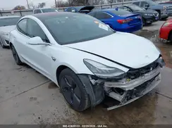 5YJ3E1EA9JF060674 2018 TESLA MODEL 3