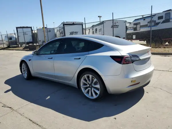 5YJ3E1EA9JF060934 2018 TESLA MODEL 3 - Image 2