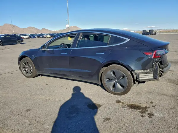 5YJ3E1EA9JF070945 2018 TESLA MODEL 3 - Image 2