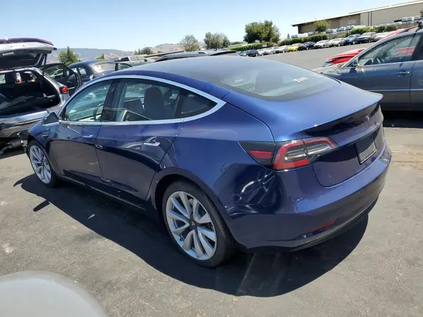5YJ3E1EA9JF076499 2018 TESLA MODEL 3 - Image 2