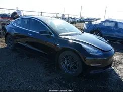 5YJ3E1EA9JF098518 2018 TESLA MODEL 3