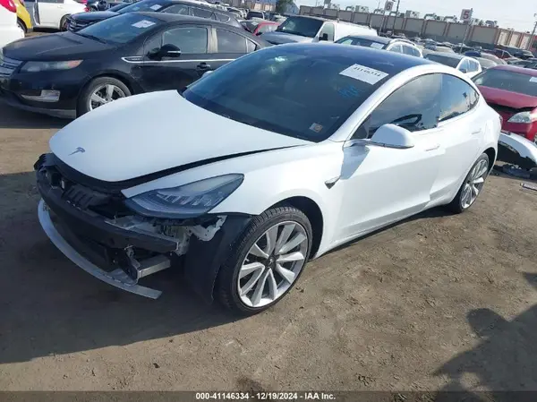 5YJ3E1EA9JF099006 2018 TESLA MODEL 3 - Image 2