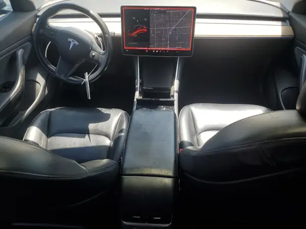 5YJ3E1EA9JF109047 2018 TESLA MODEL 3 - Image 8
