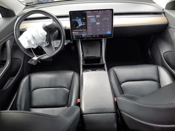 5YJ3E1EA9JF122929 2018 TESLA MODEL 3 - Image 8