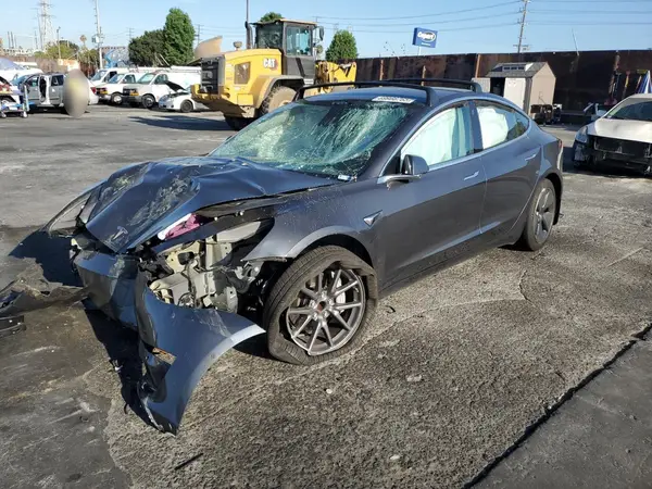 5YJ3E1EA9JF124020 2018 TESLA MODEL 3 - Image 1