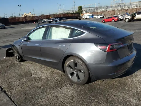 5YJ3E1EA9JF124020 2018 TESLA MODEL 3 - Image 2