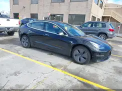 5YJ3E1EA9JF151671 2018 TESLA MODEL 3