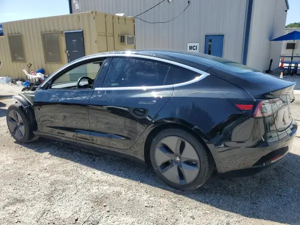 5YJ3E1EA9JF152786 2018 TESLA MODEL 3 - Image 2