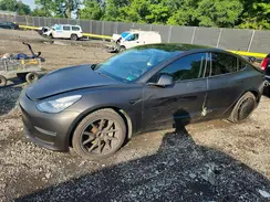 5YJ3E1EA9JF153582 2018 TESLA MODEL 3