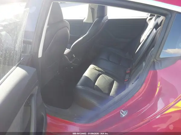 5YJ3E1EA9JF153808 2018 TESLA MODEL 3 - Image 8