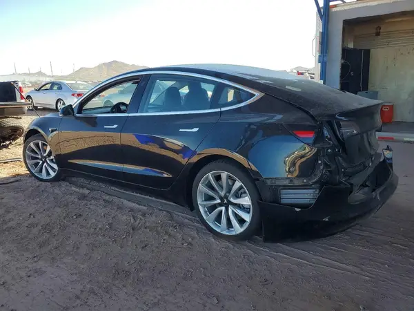 5YJ3E1EA9JF154568 2018 TESLA MODEL 3 - Image 2