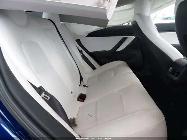 5YJ3E1EA9JF155722 2018 TESLA MODEL 3 - Image 8
