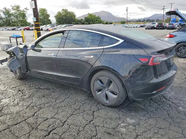 5YJ3E1EA9JF156353 2018 TESLA MODEL 3 - Image 2