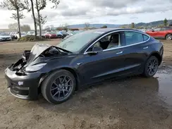 5YJ3E1EA9JF156997 2018 TESLA MODEL 3