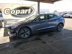 5YJ3E1EA9JF158572 2018 TESLA MODEL 3