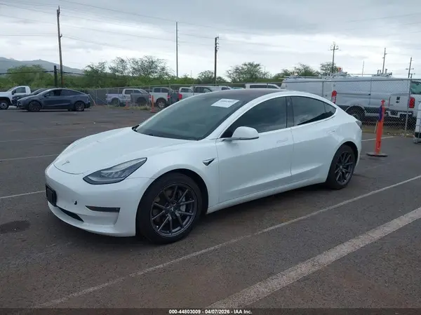5YJ3E1EA9JF161505 2018 TESLA MODEL 3 - Image 2