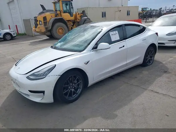 5YJ3E1EA9JF162475 2018 TESLA MODEL 3 - Image 2