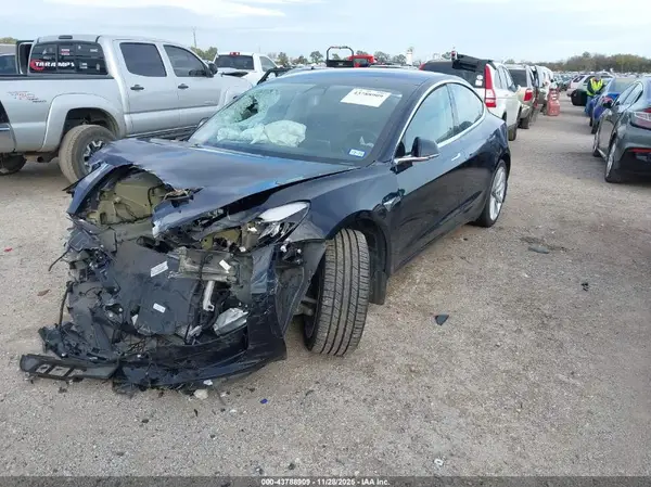 5YJ3E1EA9JF171290 2018 TESLA MODEL 3 - Image 2