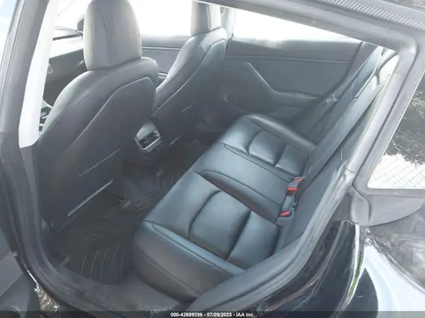 5YJ3E1EA9JF172021 2018 TESLA MODEL 3 - Image 8