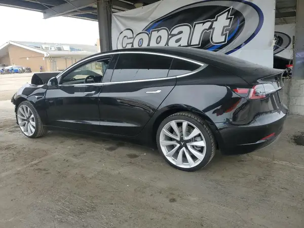 5YJ3E1EA9JF172228 2018 TESLA MODEL 3 - Image 2