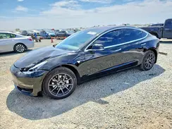 5YJ3E1EA9JF172634 2018 TESLA MODEL 3