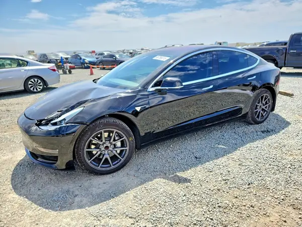 5YJ3E1EA9JF172634 2018 TESLA MODEL 3 - Image 1